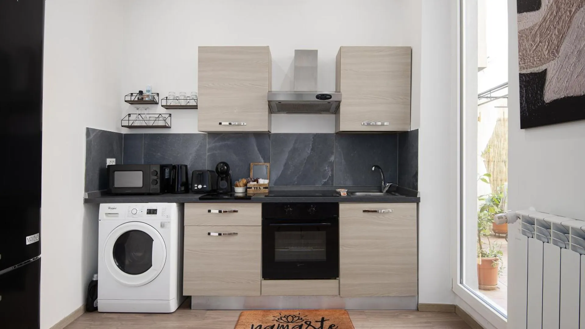 Zen Island Downtown Florence, New Apartment For 6 0*, Florens Italien